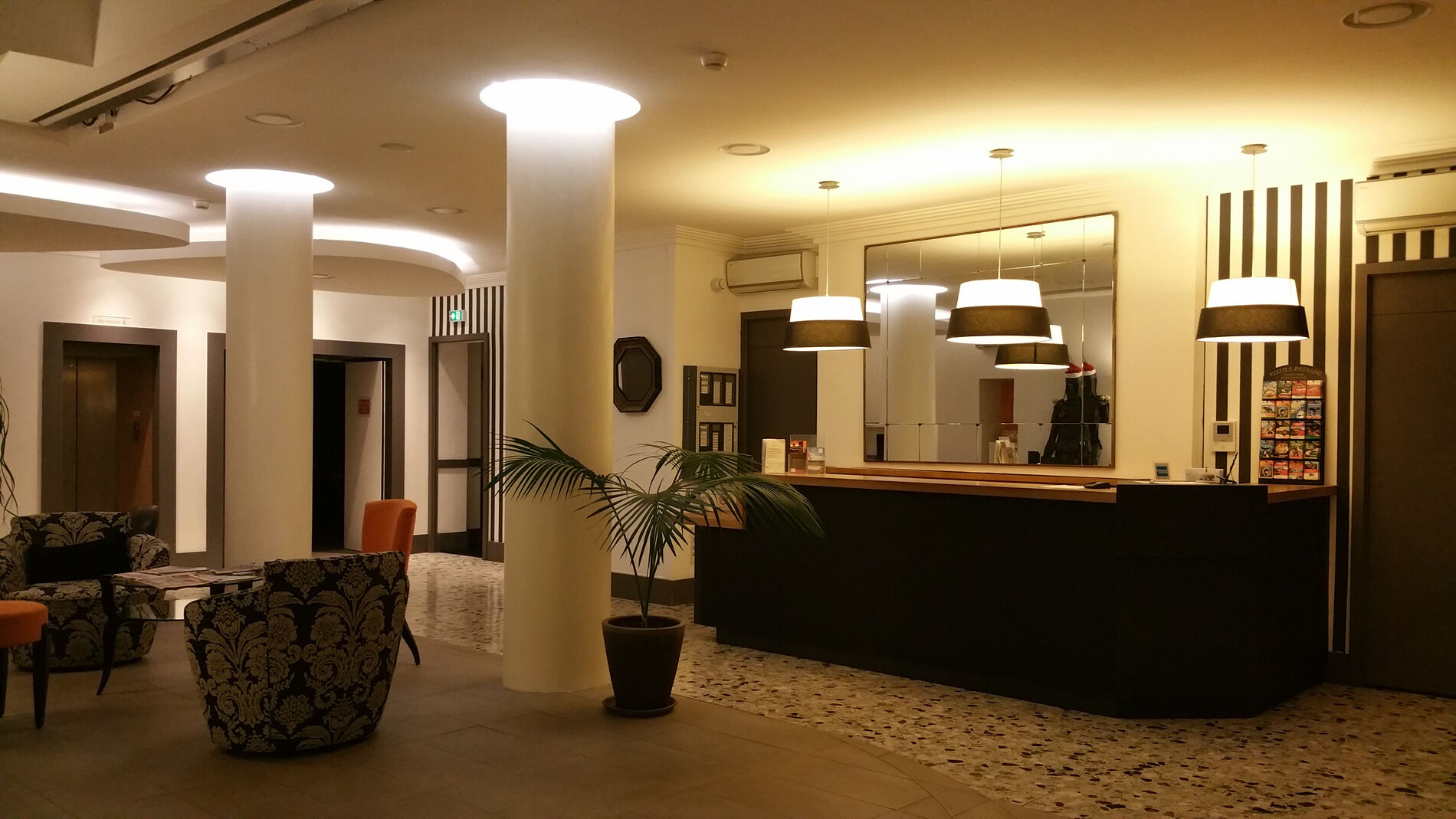 Hotel Raymond 4 Toulouse Ngoại thất bức ảnh